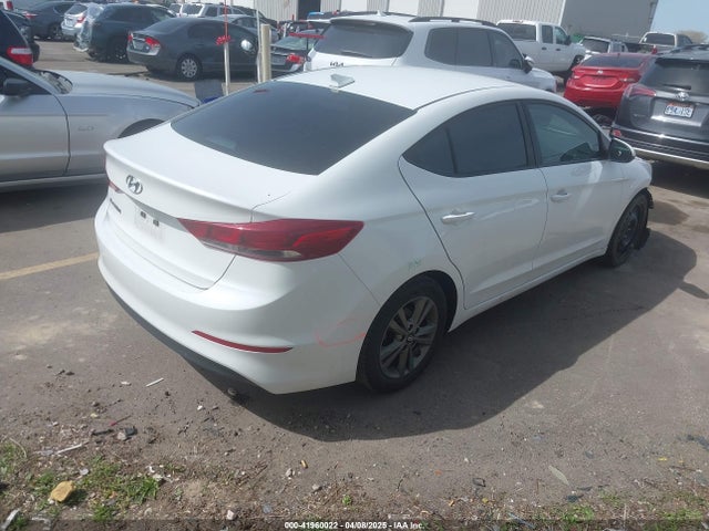 5NPD84LF2JH237322 Hyundai ELANTRA SEL