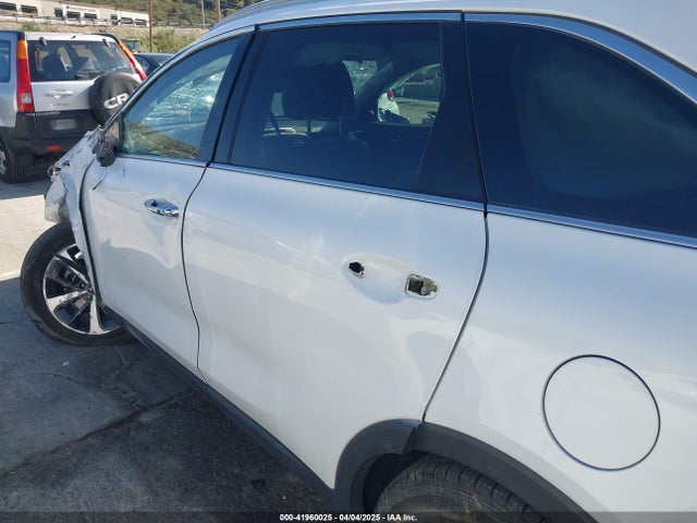 5XYPH4A54KG537153 KIA Sorento 3.3l Ex