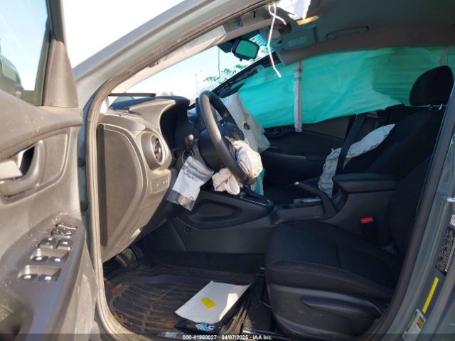 KM8K62AB2NU812222 Hyundai Kona Sel