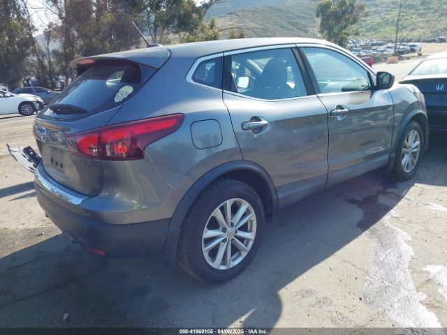 JN1BJ1CP5HW010376 Nissan Rogue Sport S