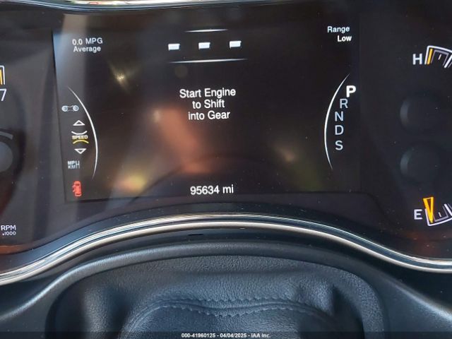 1C4RJFCT8EC105971 Jeep Grand Cherokee Overland
