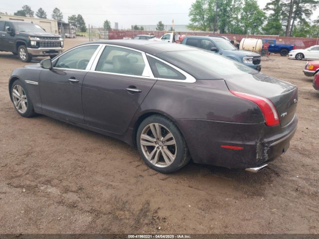 2011 JAGUAR XJ SAJWA2GB9BLV12305 Photo 2