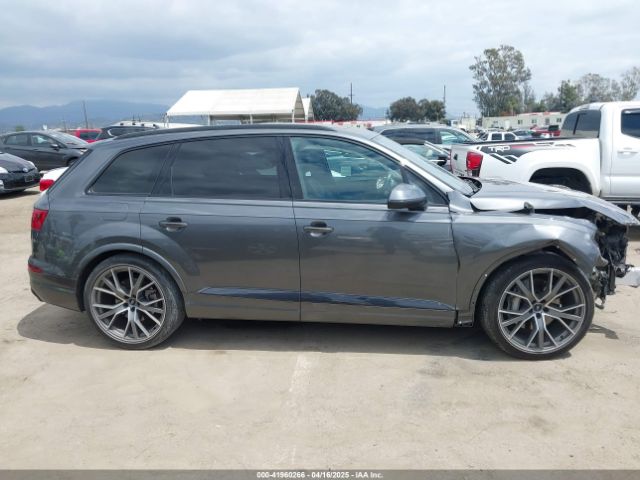 WA1VAAF73KD015837 Audi Q7 55 Premium