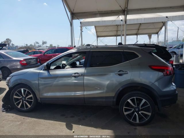 JN1BJ1CP9HW006038 Nissan Rogue Sport Sl