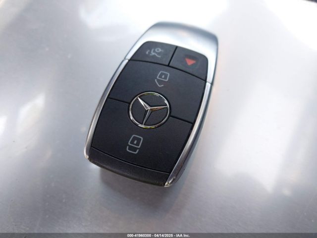 2021 MERCEDES-BENZ C 300 W1KWF8DB9MR611445 Photo 10
