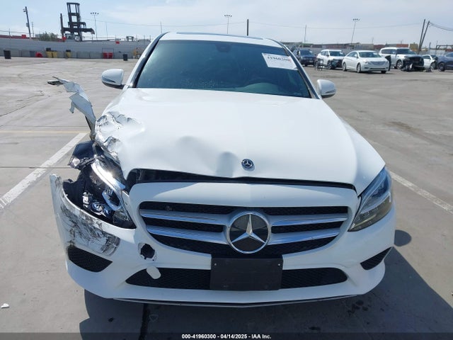 W1KWF8DB9MR611445 Mercedes-Benz m264