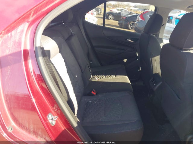 3GNAXJEV0JL373030 Chevrolet EQUINOX LT