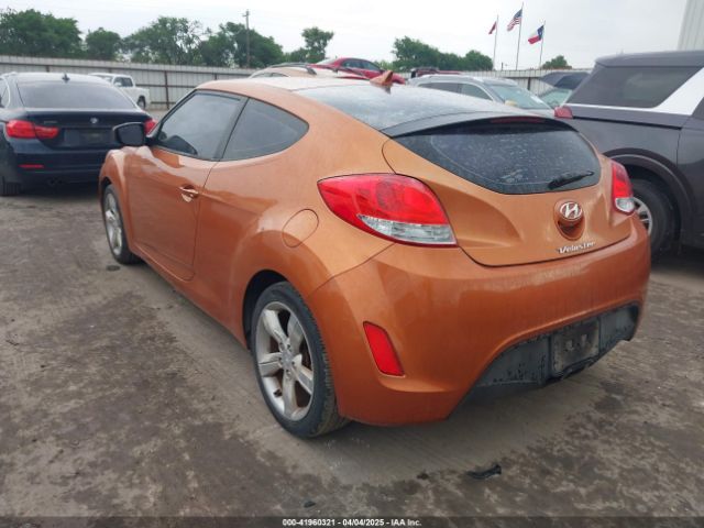 KMHTC6AD2EU210961 Hyundai Veloster Base W/black