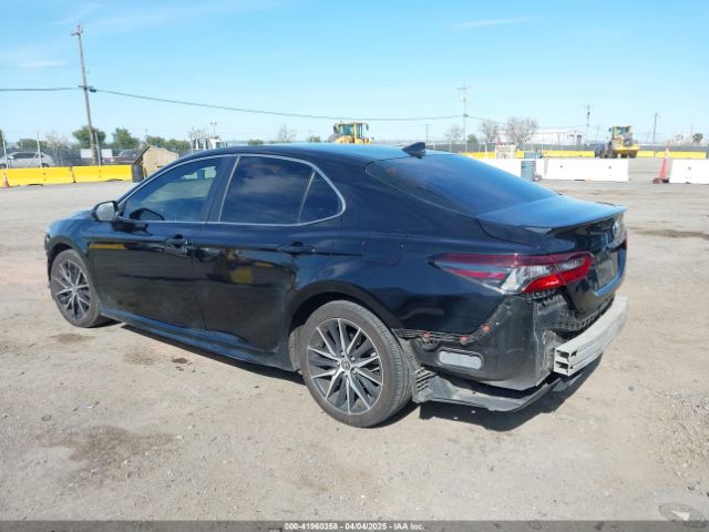 4T1G11AK3MU413008 Toyota CAMRY SE