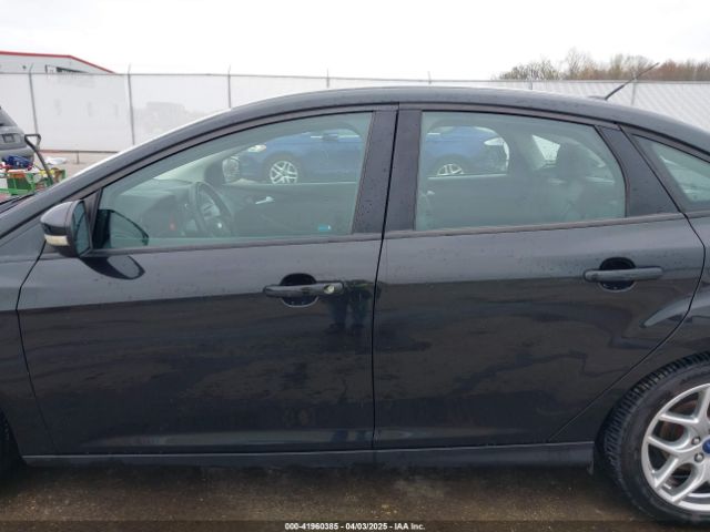 1FADP3F28FL229711 Ford FOCUS SE