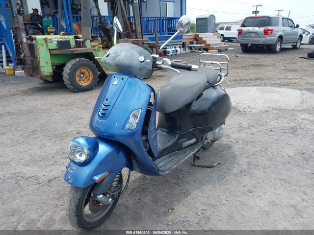Vespa Gts 300 Super 2016 ZAPM459L6G5300461 Image 2