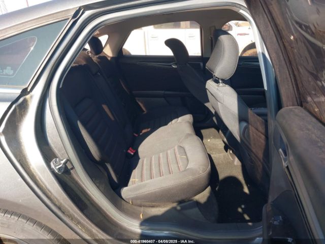 3FA6P0H78GR238010 Ford FUSION SE