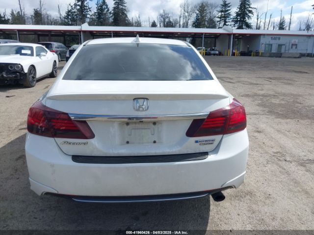 1HGCR6F75FA002034 Honda Accord Hybrid Touring