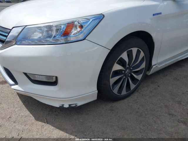 1HGCR6F75FA002034 Honda Accord Hybrid Touring