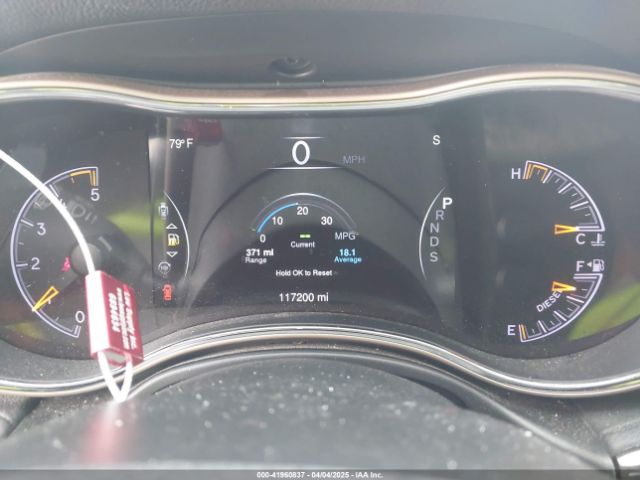 1C4RJFCMXFC725683 Jeep Grand Cherokee Overland