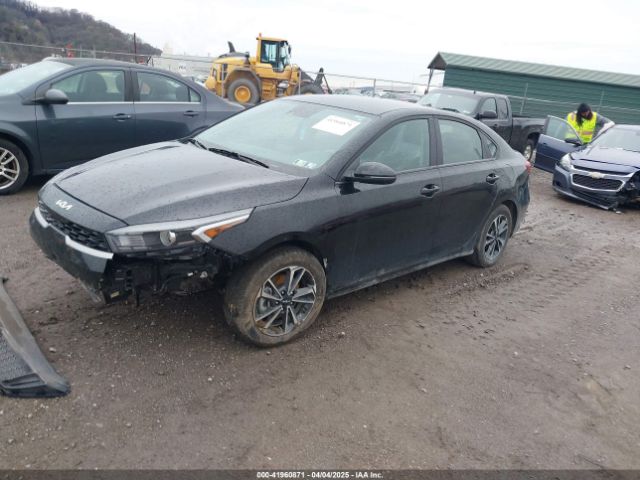 3KPF24AD4RE744900 KIA Forte Lxs