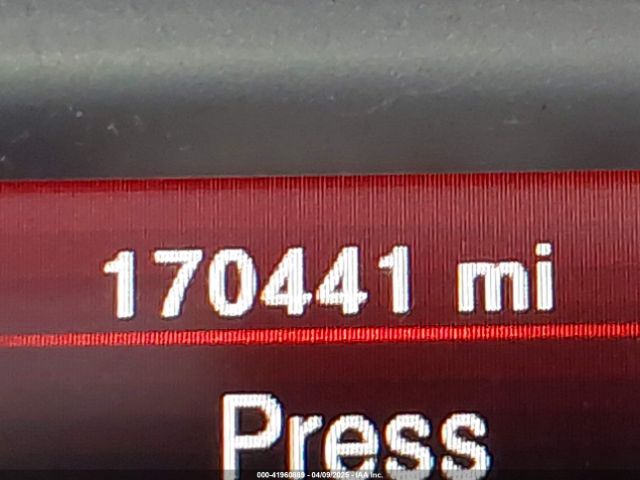 3C4PDCBBXKT810874 Dodge JOURNEY SE