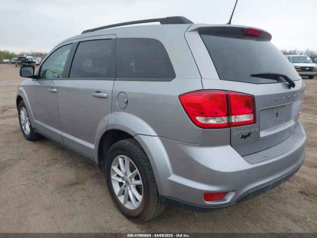3C4PDCBBXKT810874 Dodge JOURNEY SE