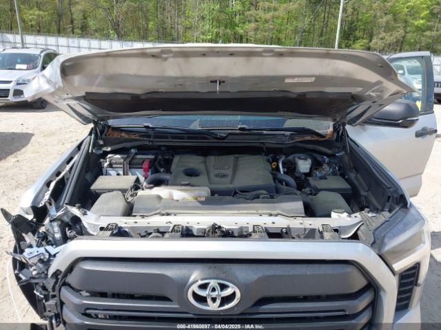 5TFLA5DB8NX025830 Toyota Tundra Sr5