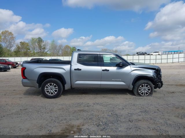 5TFLA5DB8NX025830 Toyota Tundra Sr5