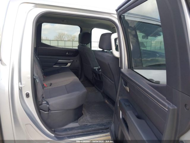 5TFLA5DB8NX025830 Toyota Tundra Sr5