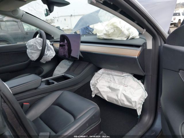 2022 TESLA MODEL Y 7SAYGDEFXNF462693 Photo 4