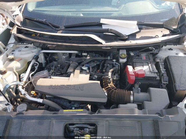 5N1BT3AB4SC777425 Nissan Rogue S Intelligent Awd