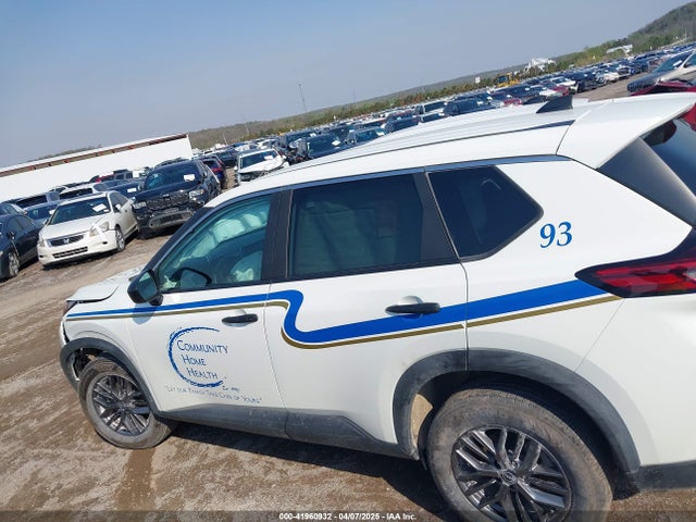 5N1BT3AB4SC777425 Nissan Rogue S Intelligent Awd