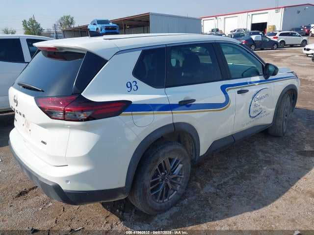 5N1BT3AB4SC777425 Nissan Rogue S Intelligent Awd