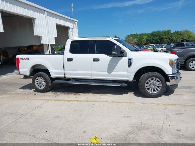 1FT7W2B64JEC60271 Ford F-250 Xlt