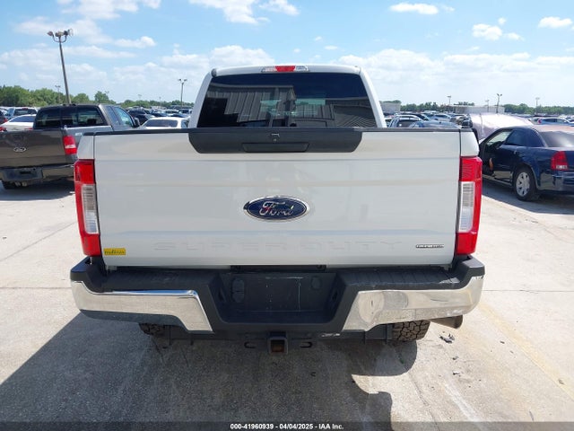 1FT7W2B64JEC60271 Ford F-250 Xlt