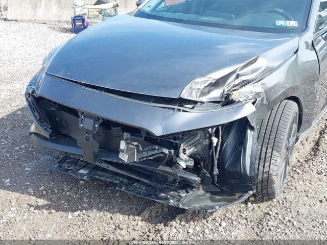 JM1BPALM2R1720965 Mazda Mazda3 2.5 S Preferred