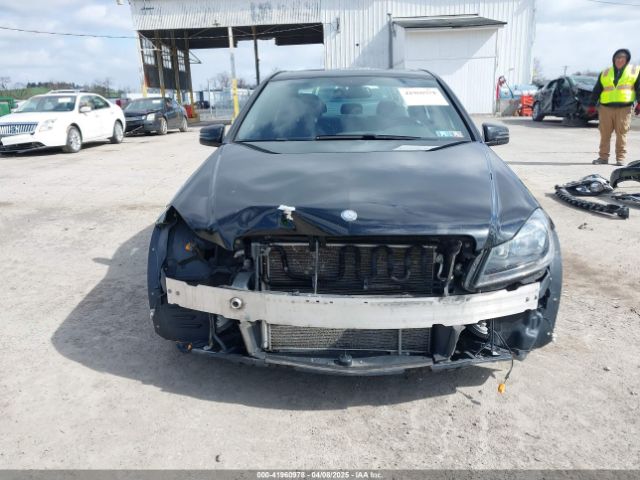 WDDGF8AB2EG252610 Mercedes-Benz C 300 Luxury 4matic/sport 4matic