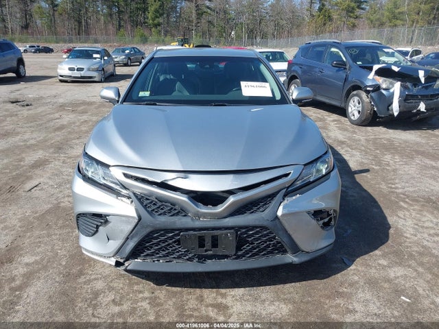 4T1B11HK8JU625480 Toyota CAMRY SE