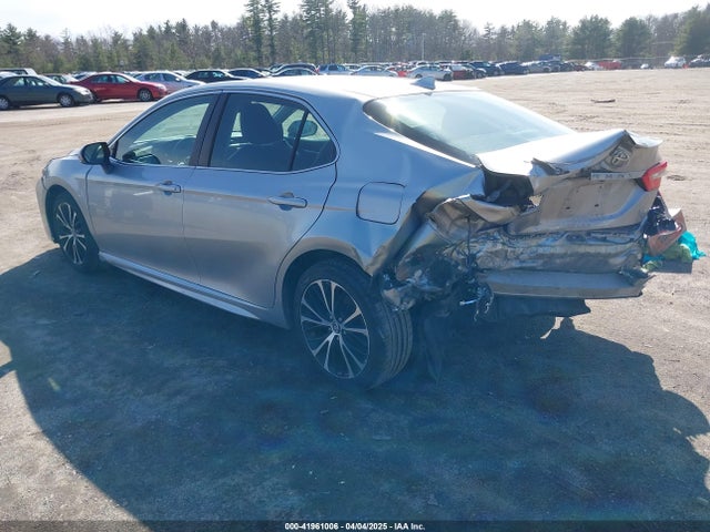 4T1B11HK8JU625480 Toyota CAMRY SE