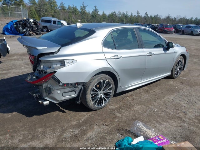 4T1B11HK8JU625480 Toyota CAMRY SE