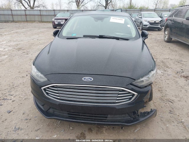 3FA6P0HD7JR275157 Ford FUSION SE
