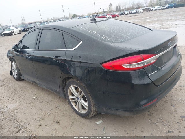 3FA6P0HD7JR275157 Ford FUSION SE