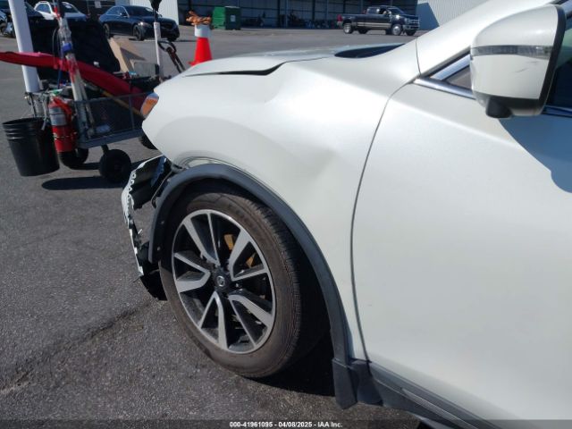 5N1AT2MT4LC793085 Nissan Rogue Sl Fwd