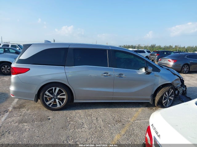 Honda Odyssey Touring 2023 5FNRL6H86PB020700 Image 13