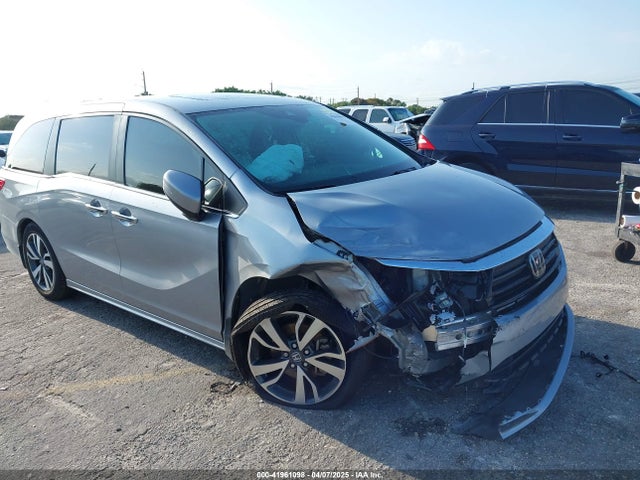 Honda Odyssey Touring 2023 5FNRL6H86PB020700 Image 6