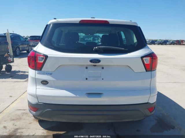 1FMCU0F73KUB00462 Ford ESCAPE S