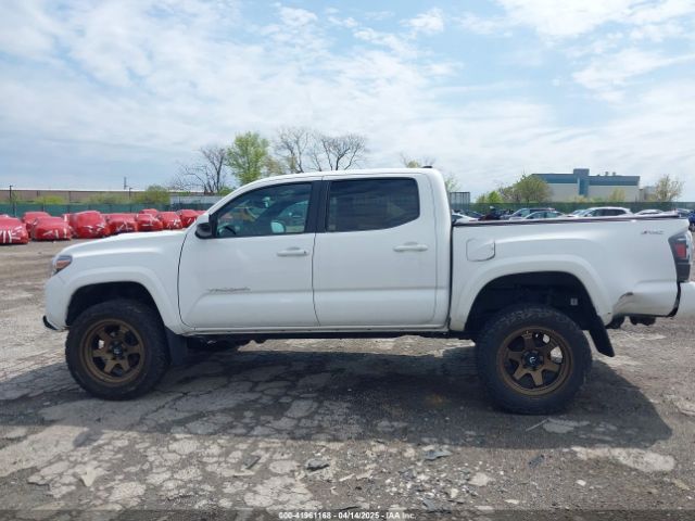 3TMCZ5AN5JM125066 Toyota Tacoma Trd Sport