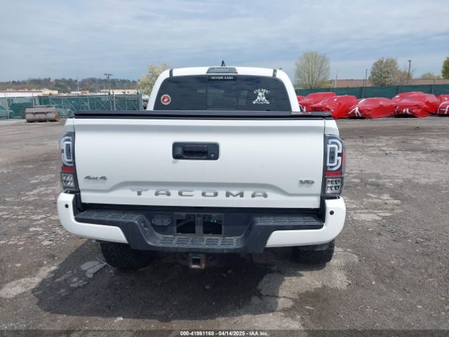 3TMCZ5AN5JM125066 Toyota Tacoma Trd Sport