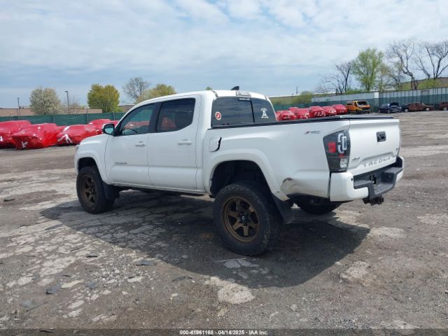 3TMCZ5AN5JM125066 Toyota Tacoma Trd Sport