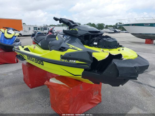2019 SEADOO RXT-X 300 YDV05722J819