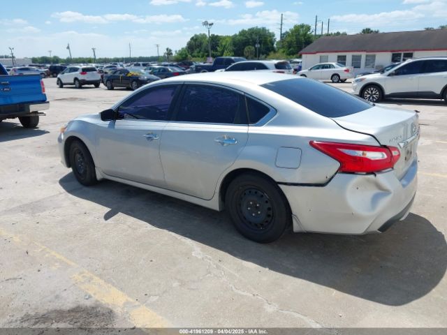 1N4AL3AP9HN318342 Nissan Altima 2.5 S