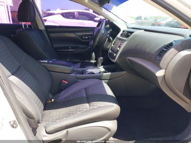 1N4AL3AP9HN318342 Nissan Altima 2.5 S