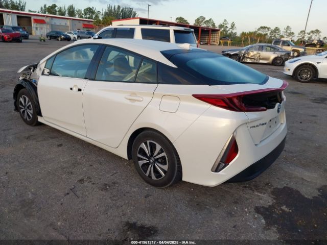 JTDKARFP7H3063573 Toyota Prius Prime Premium