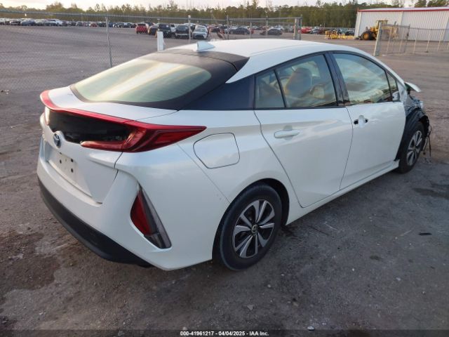 JTDKARFP7H3063573 Toyota Prius Prime Premium